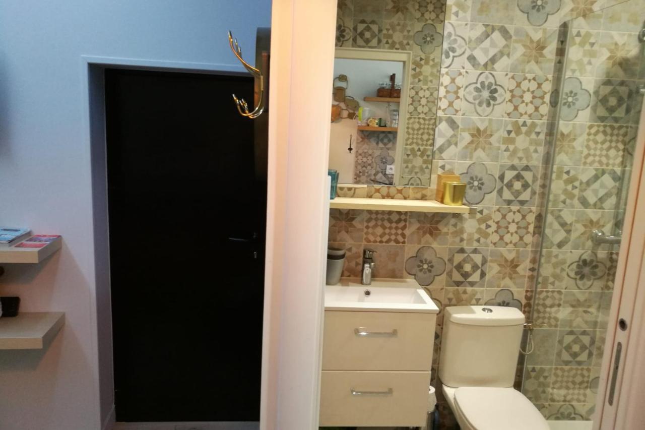 Le Cocon Du Gourguillon - Vieux Lyon Lägenhet Exteriör bild